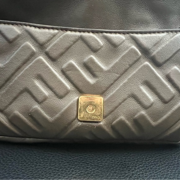 Authentic Fendi mini baguette - Picture 3 of 13